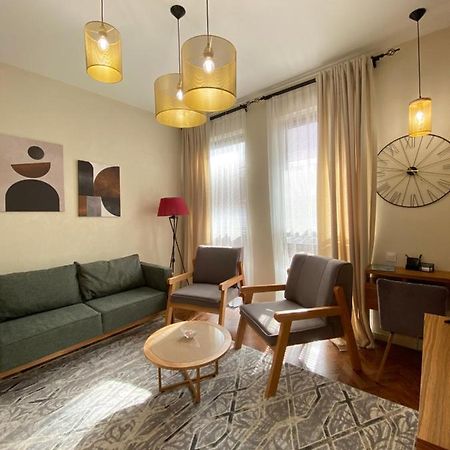 Апартаменты в Esentai city Алматы Экстерьер фото
